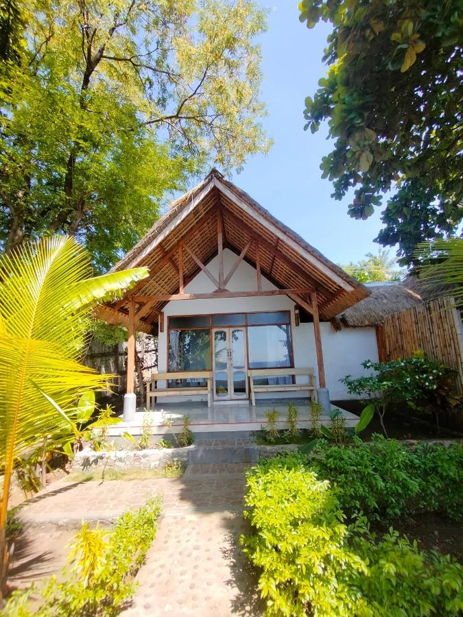 Cassabonelly Hotel Maumere Ngoại thất bức ảnh